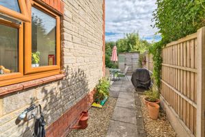 Photo 8- click for photo gallery